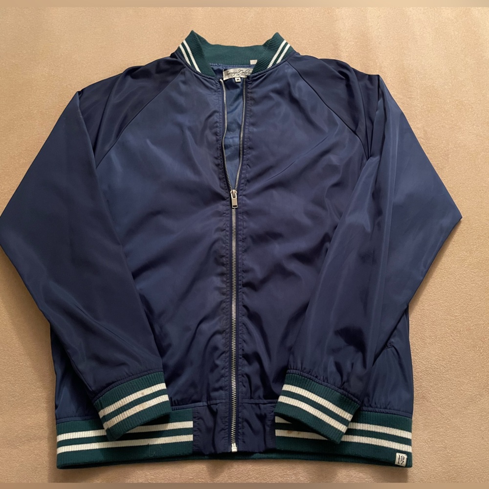 Medium full zip up